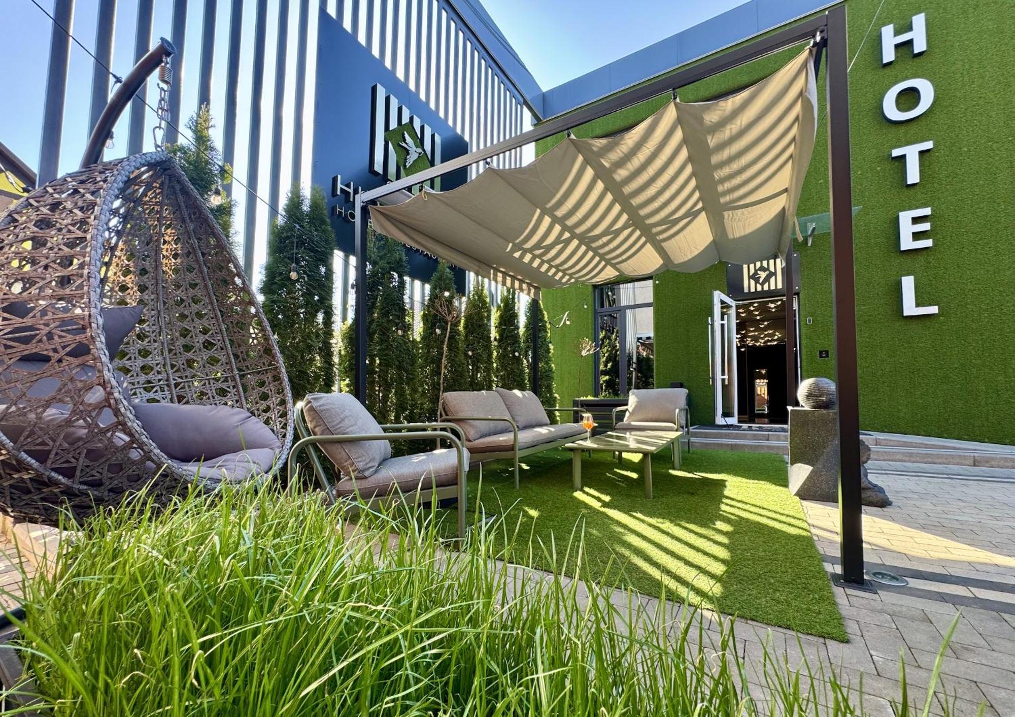 Hide Park Hotel Vinnytsia Exteriör bild